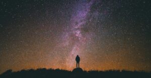 la_nostra_esistenza___lunga_solo_2_millimetri__come_possiamo_influire_su_un_percorso_di_vita_di_100_chilometri_