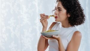 Il carb cycling funziona davvero? Quello che ogni donna dovrebbe sapere prima di provarlo